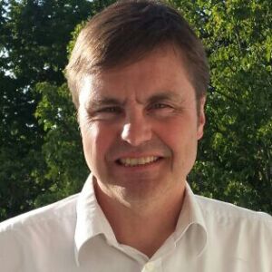 Dr. Ralf Volk Dr. Ralf Volk